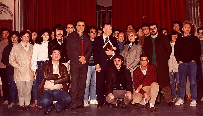 Curso de Abel Carlevaro en el Salón de actos del Conservatorio Profesional de Música de Valencia, 1985.