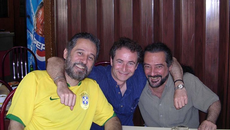 Con Sergio y Odair Assad VIII Encuentro Internacional de Guitarra “Ciudad de Torrent”, junio 2006.