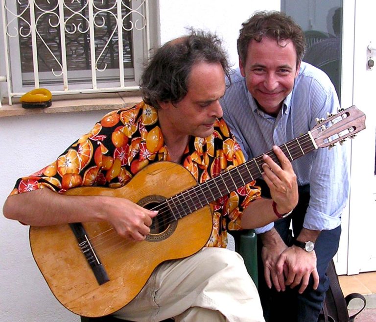 Con Roland Dyens en Almàssera, Valencia 2008.